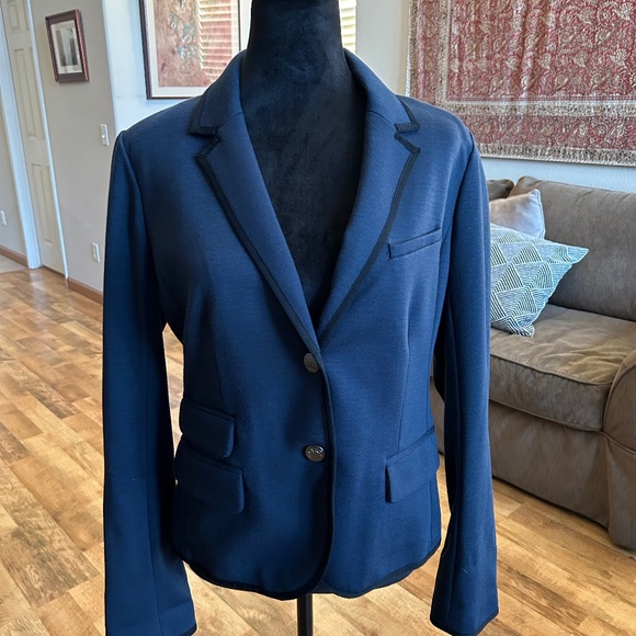 Blazer - Picture 1 of 9